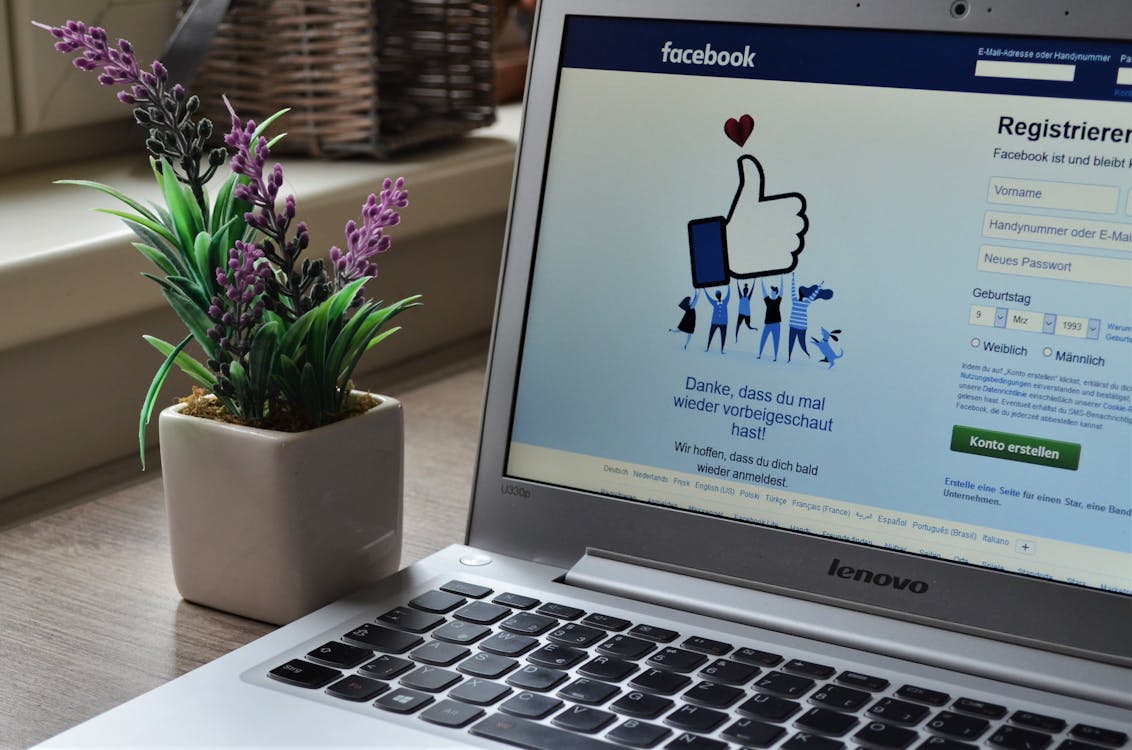 Boosting Leads and Sales with Facebook Ads in 2024